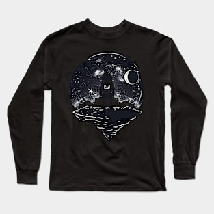 A silhouette of a lone astronaut standing Long Sleeve T-Shirt